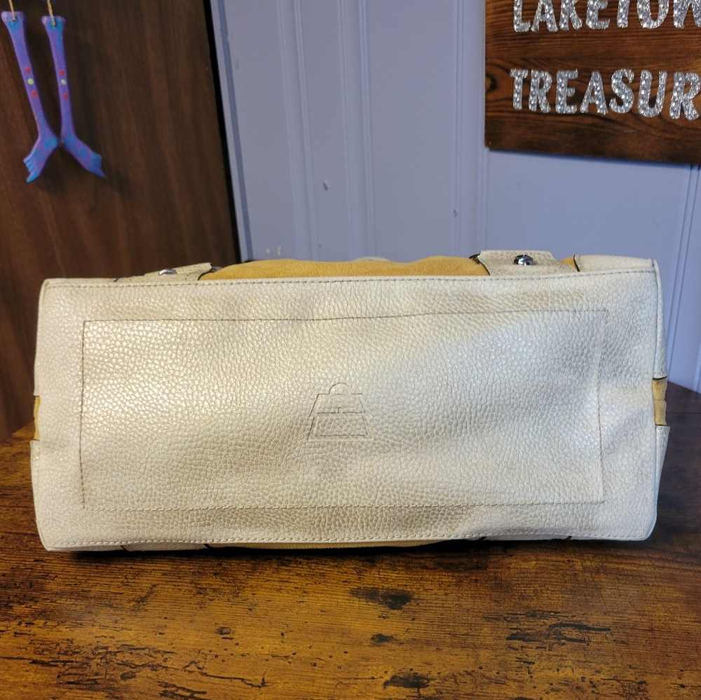 Kathy Van Zeeland shoulder Bag silver tone hardware-yellow - Picture 7 of 16